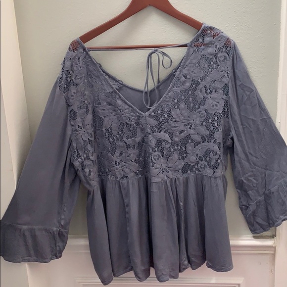 American eagle lacy blue blouse - Picture 2 of 2